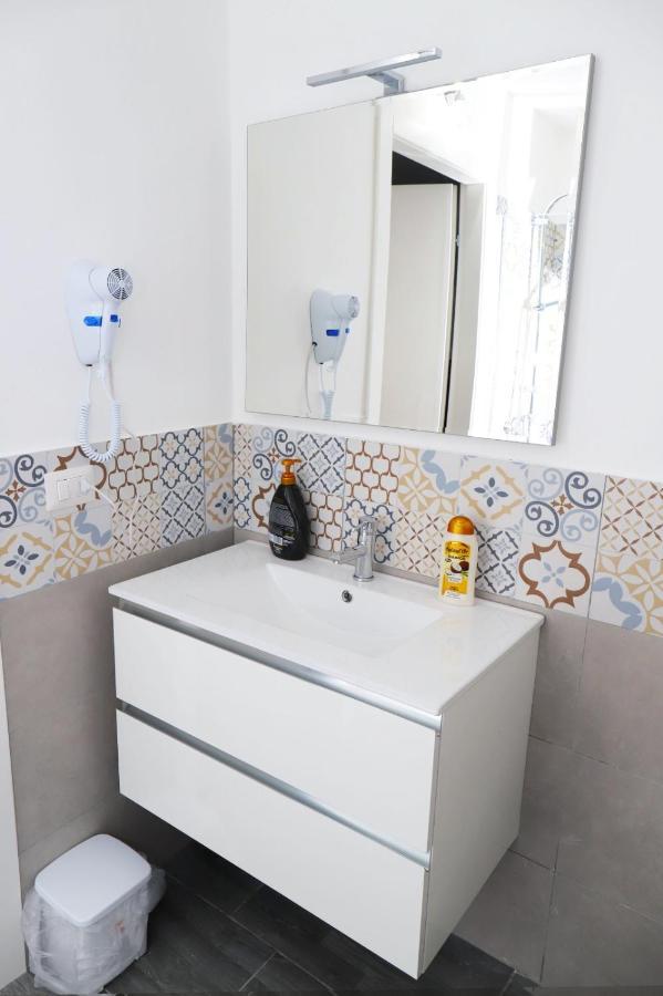Suite Nicolai 165 Bari Exterior photo